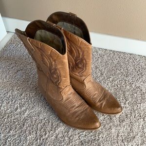 Coconuts cowboy boots size 9.5